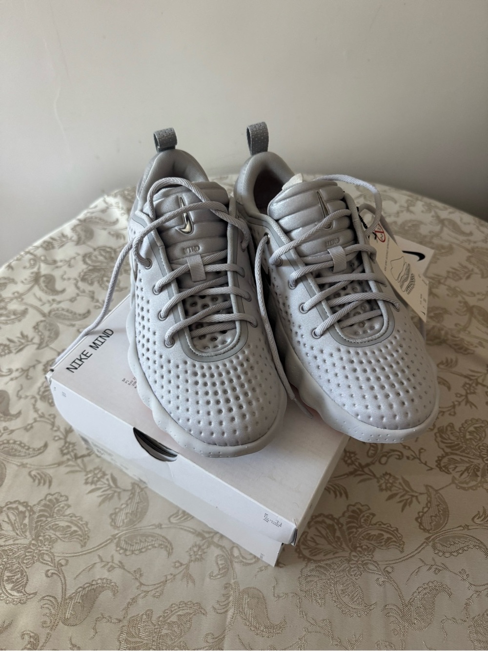 Nike Mind 002 - Picture 2 of 4